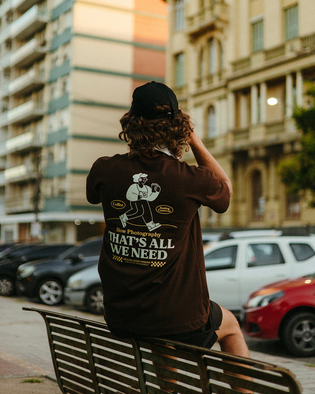 Camiseta All We Need