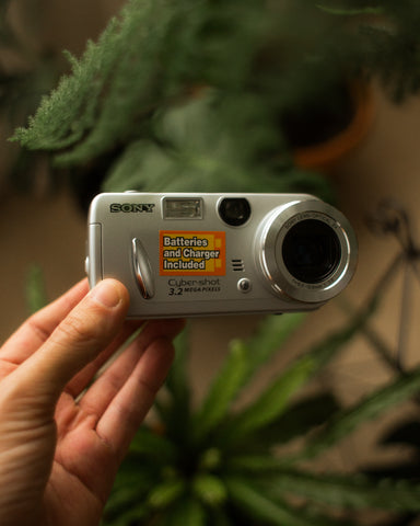 Sony Cybershot DSC-P52