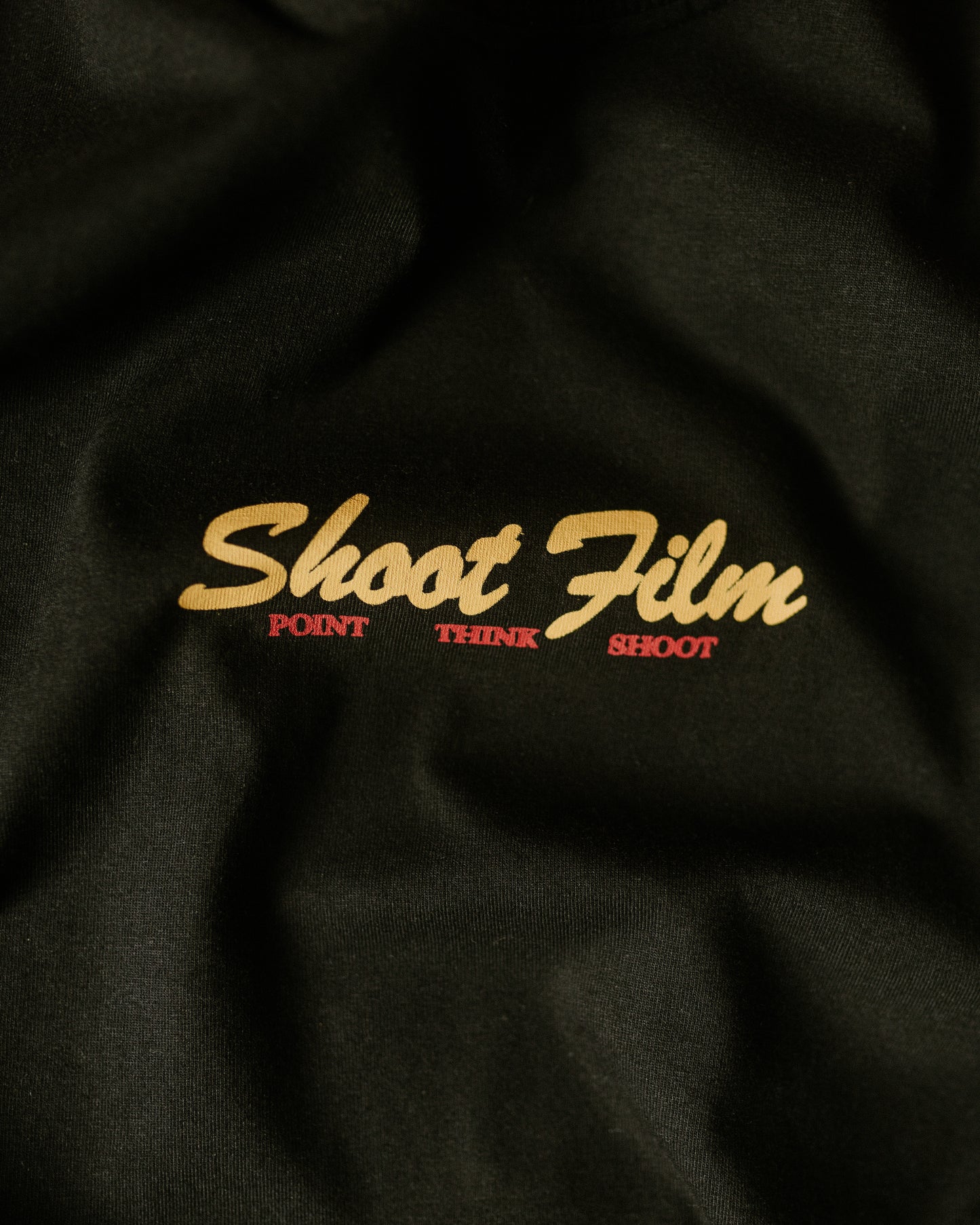 Camiseta Take Photos, Shoot Film - Preta