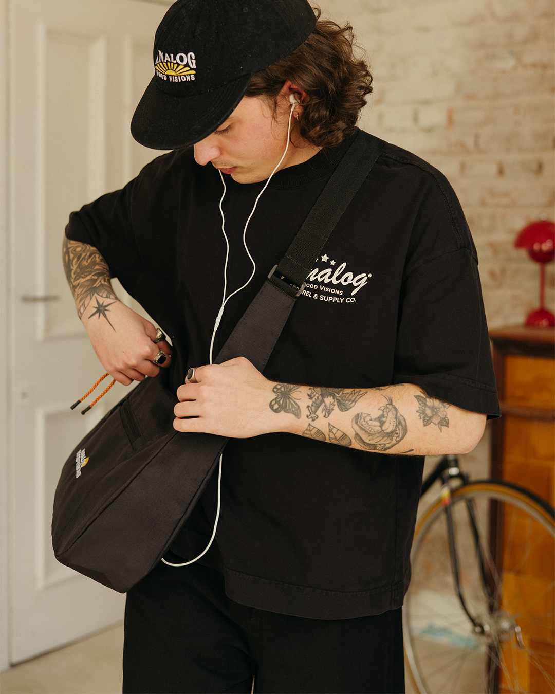 Sling bag Analog