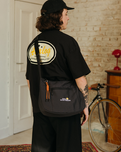 Sling bag Analog