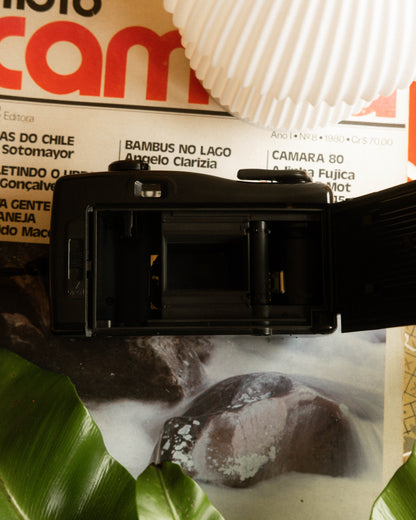 Yashica Mg-3