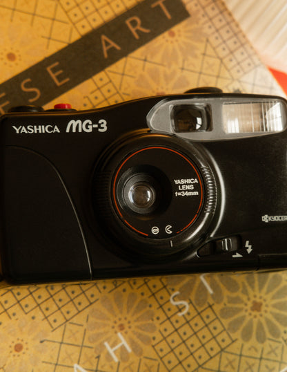 Yashica Mg-3