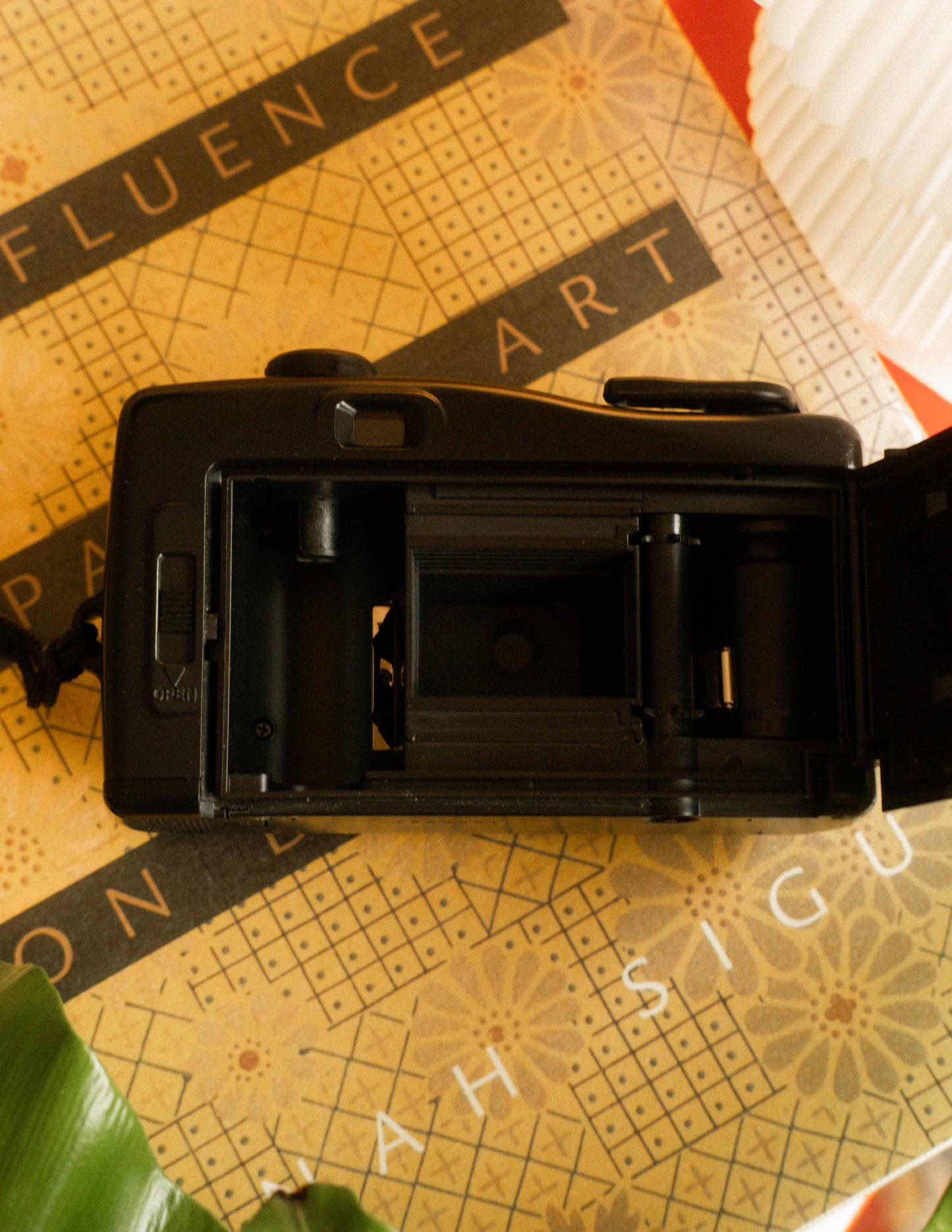Yashica Mg-3