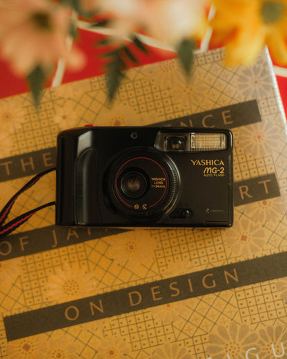 Yashica MG-2