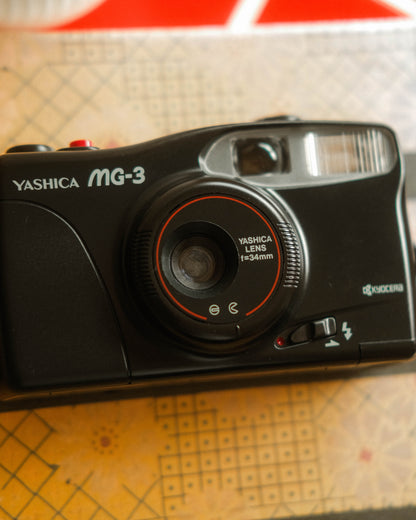 Yashica Mg-3