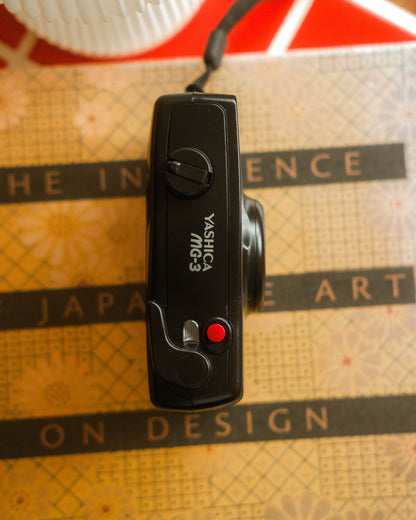 Yashica Mg-3