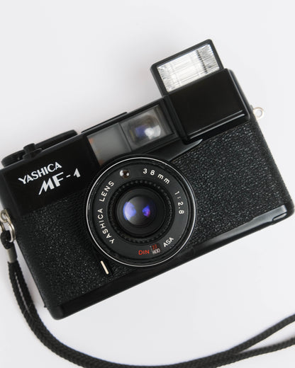 Yashica MF-1 (com caixa)