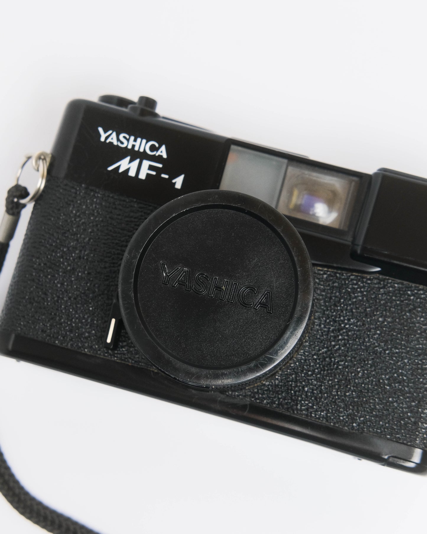 Yashica MF-1 (com caixa)