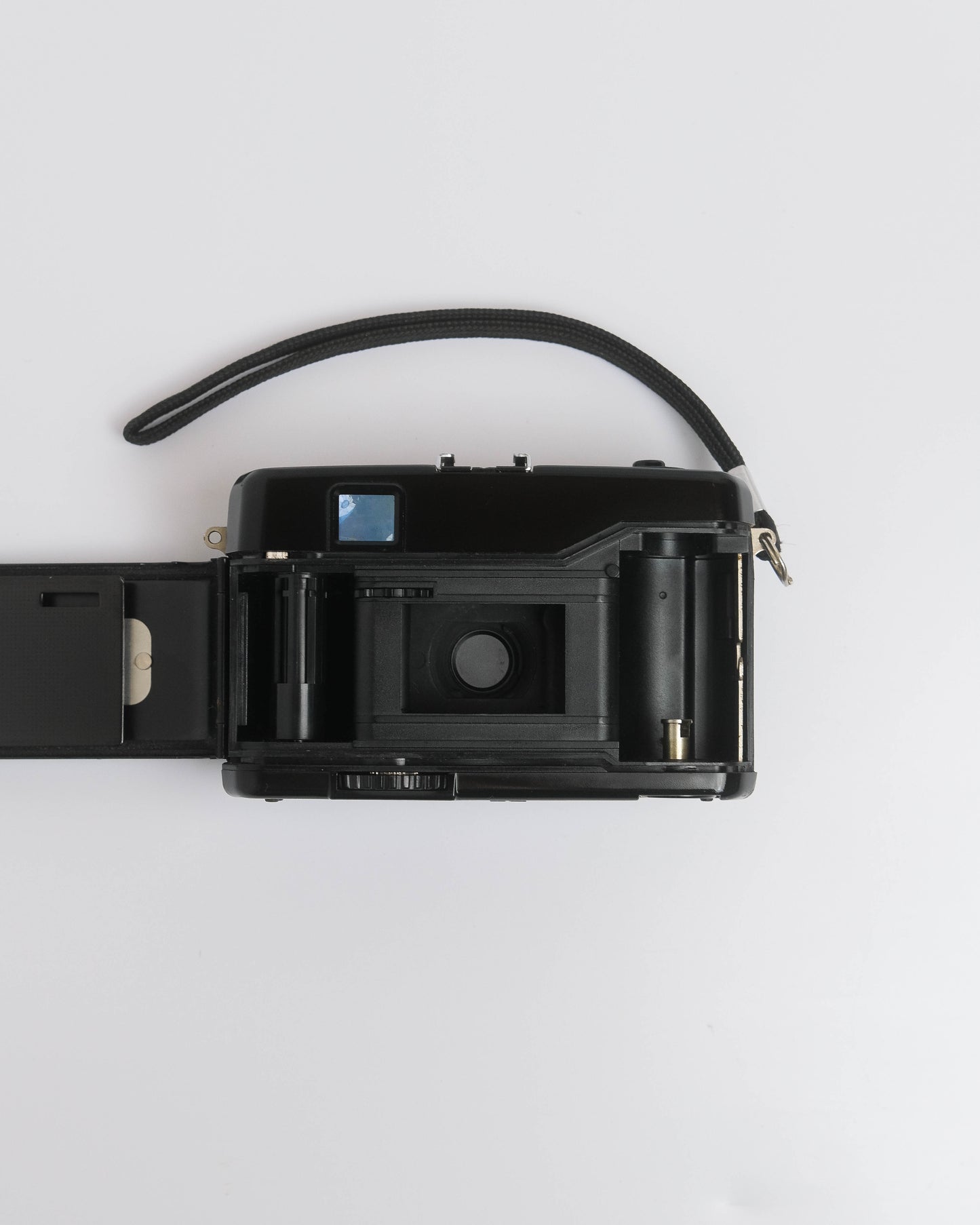Yashica ME-1 +  flash Chinon 3000XP